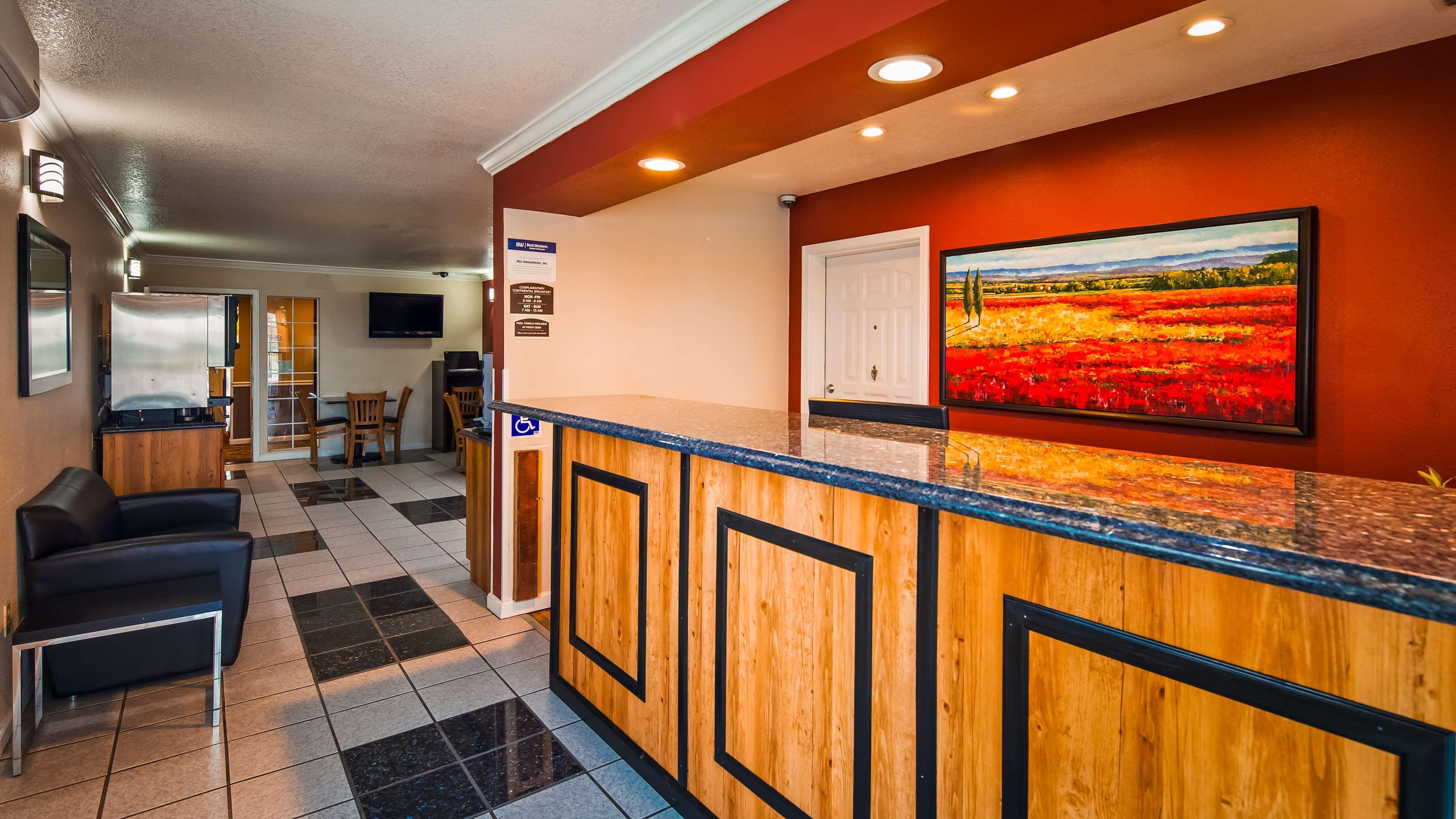 Best Western Americana Dinuba Exterior photo