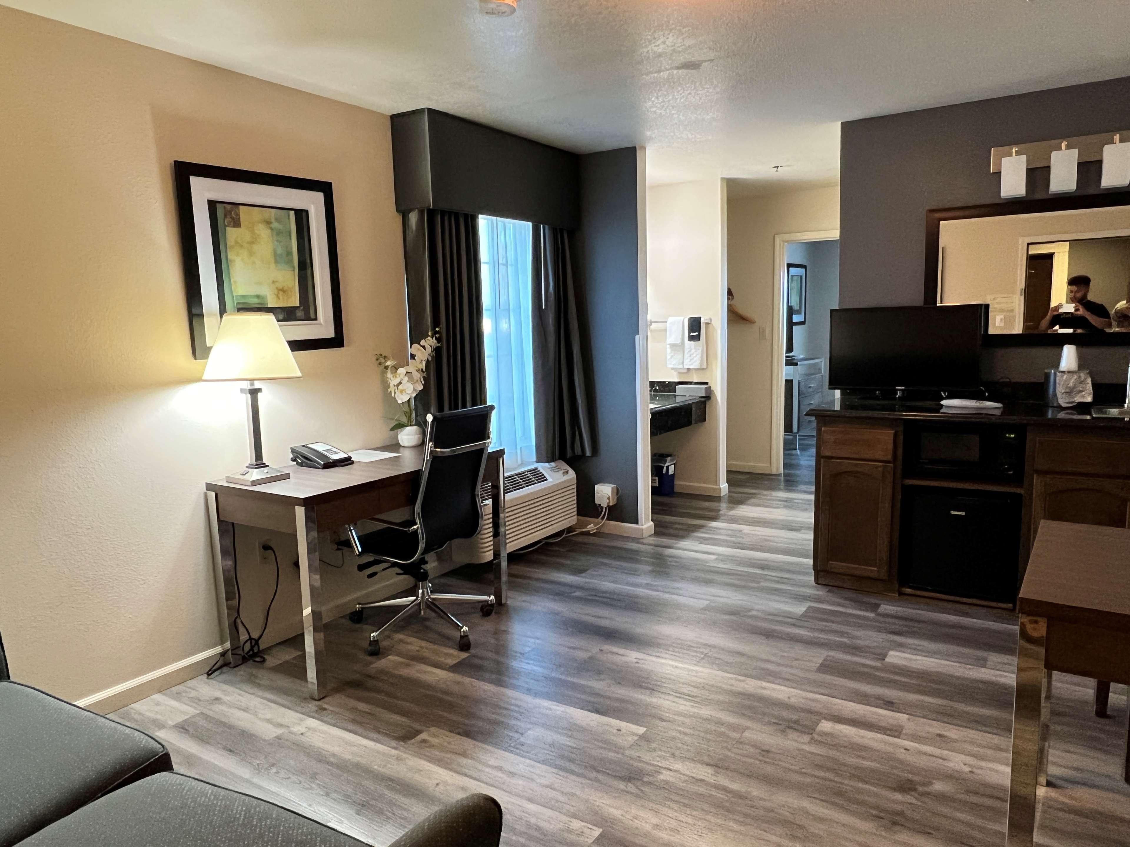 Best Western Americana Dinuba Exterior photo