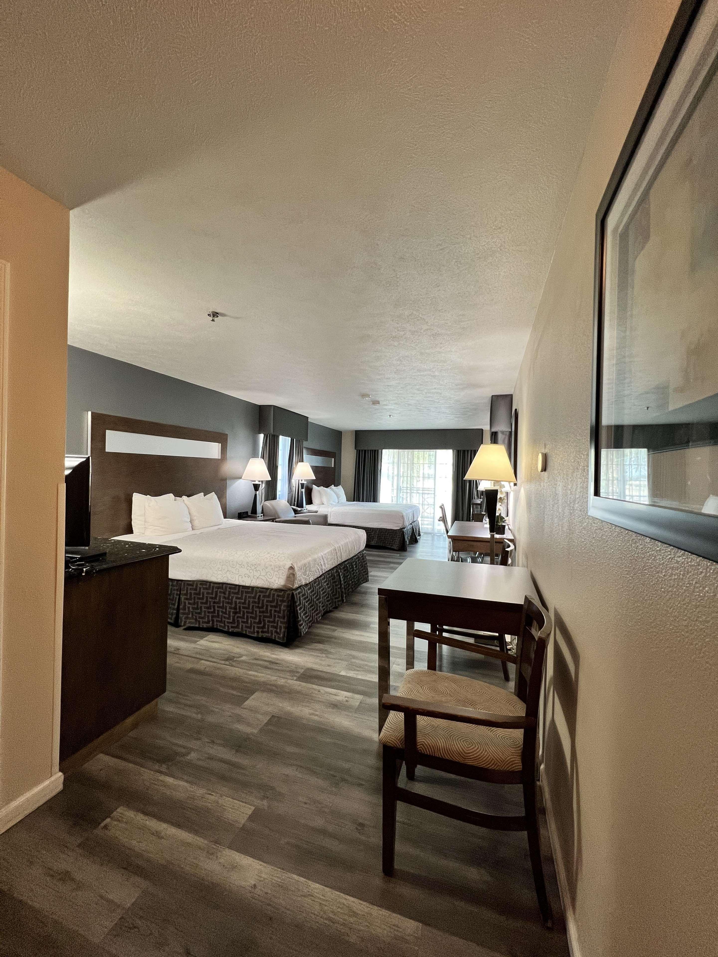 Best Western Americana Dinuba Exterior photo