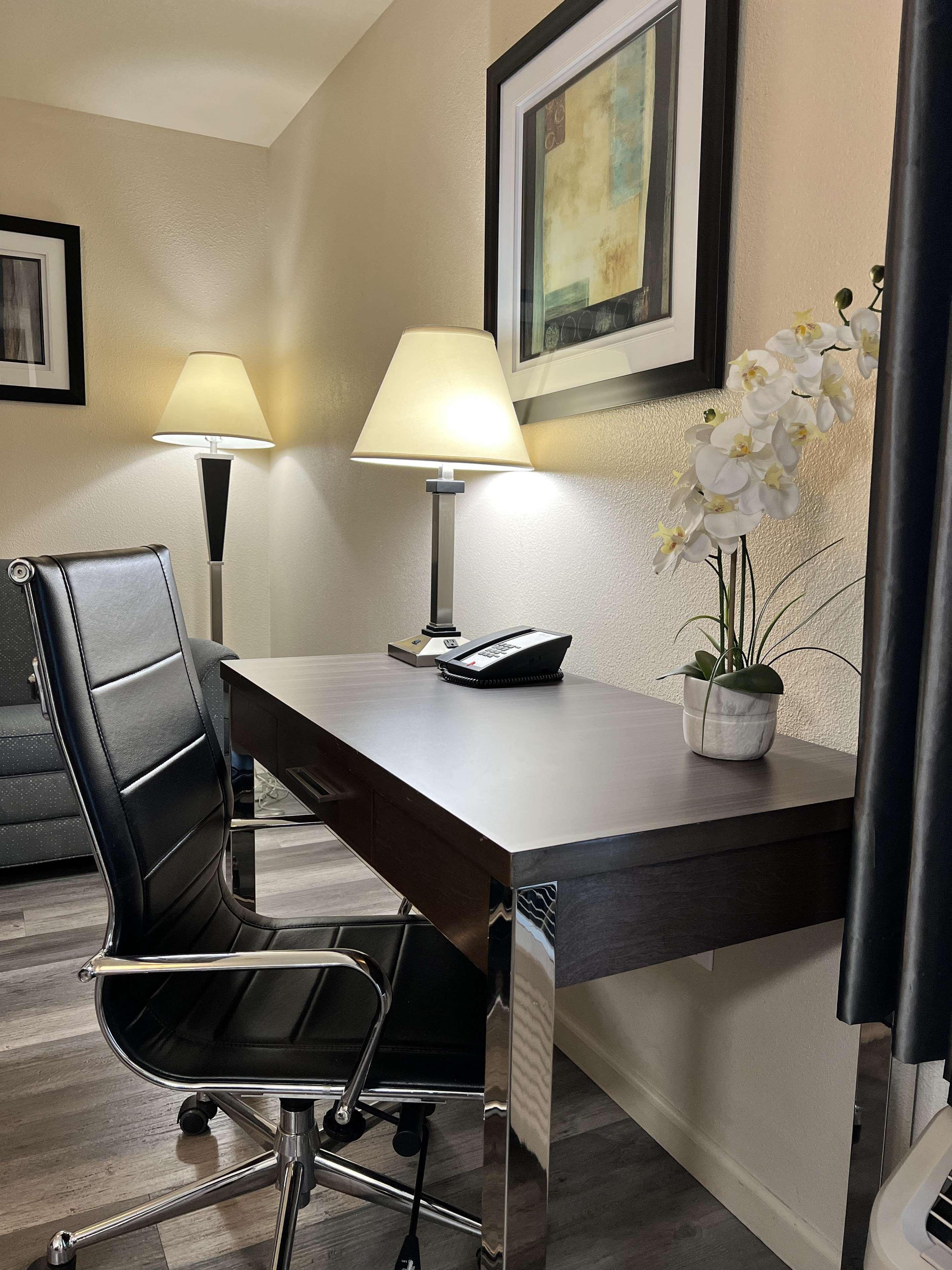 Best Western Americana Dinuba Exterior photo