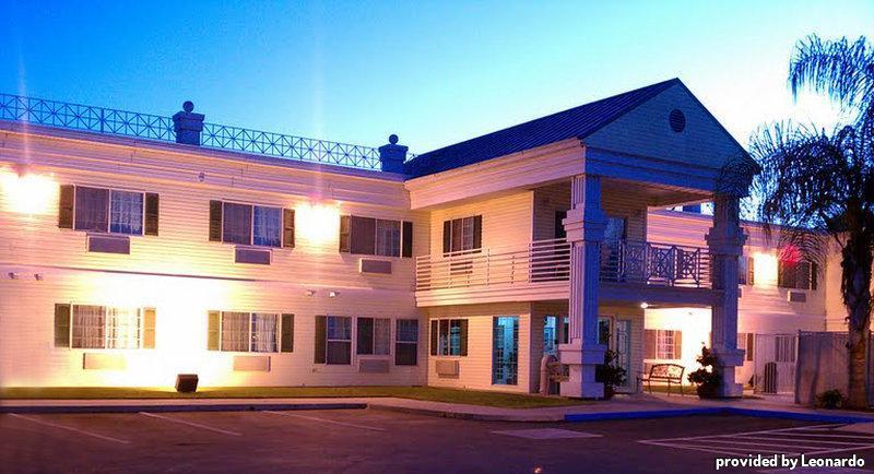 Best Western Americana Dinuba Exterior photo